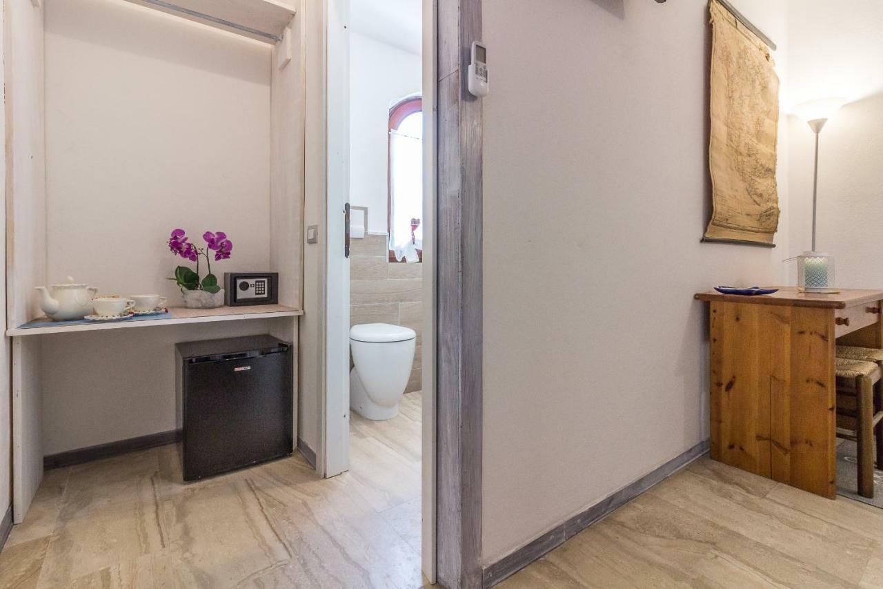 אולביה Maricciolu Suites And Apartments מראה חיצוני תמונה