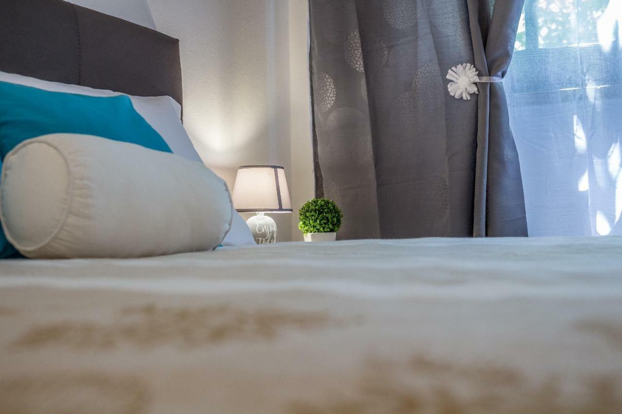 אולביה Maricciolu Suites And Apartments מראה חיצוני תמונה