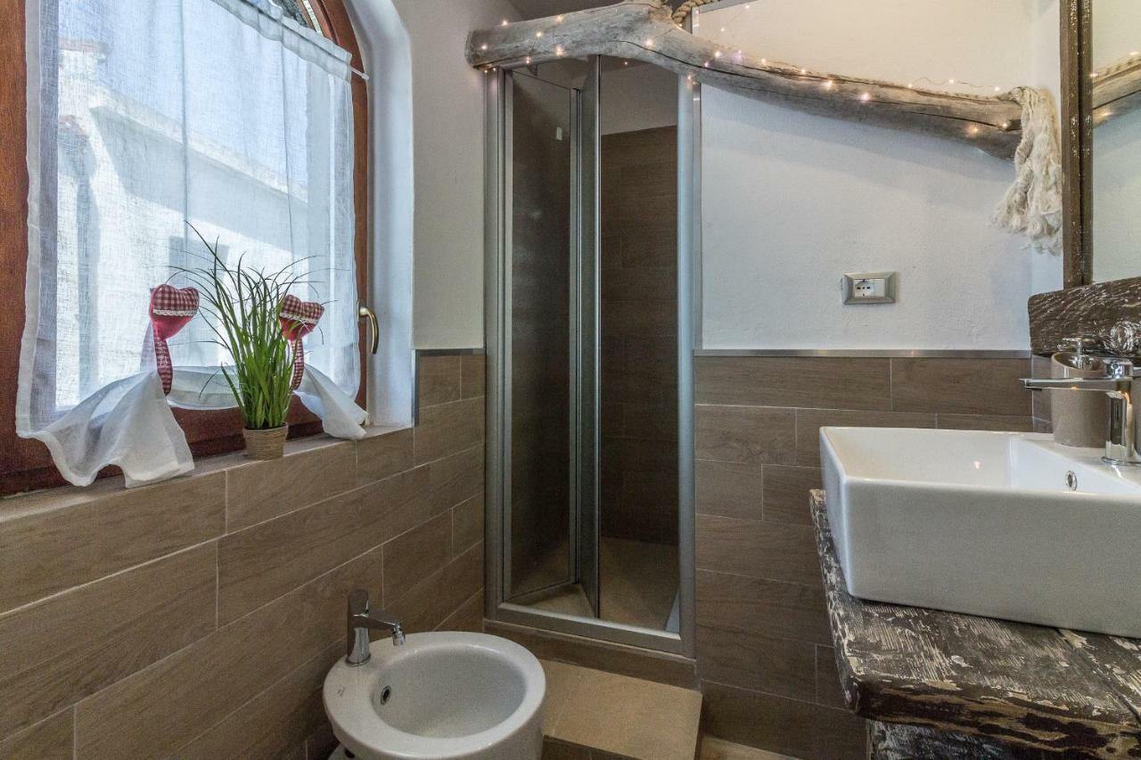 אולביה Maricciolu Suites And Apartments מראה חיצוני תמונה