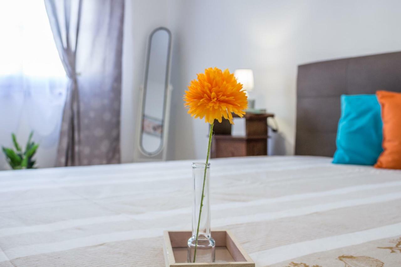 אולביה Maricciolu Suites And Apartments מראה חיצוני תמונה