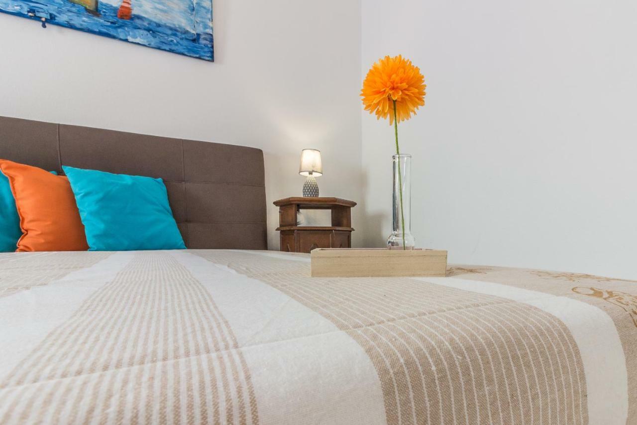 אולביה Maricciolu Suites And Apartments מראה חיצוני תמונה