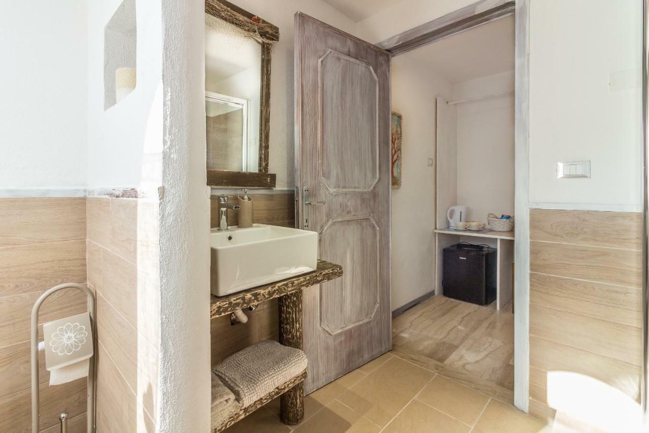אולביה Maricciolu Suites And Apartments מראה חיצוני תמונה