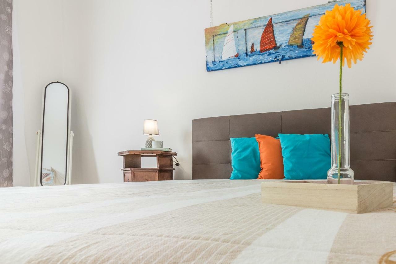 אולביה Maricciolu Suites And Apartments מראה חיצוני תמונה